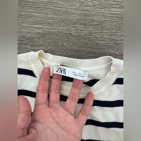 Zara EUC Cropped Knit Top T Shirt Sweater Striped Size L Short Sleeve Black Ecru - Picture 5 of 7